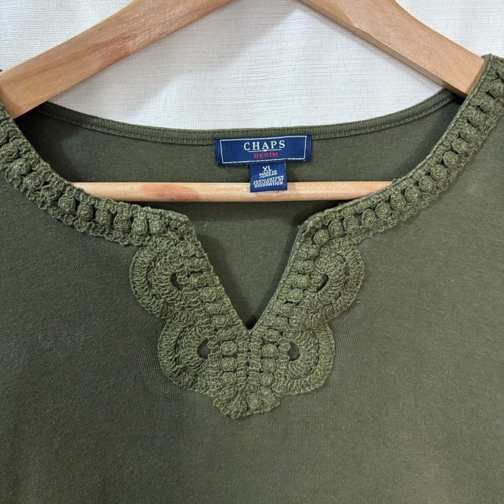 Chaps Denim Top Women XL Olive Green Crochet Lace Split Neck Cotton Boho Casual - Picture 2 of 8